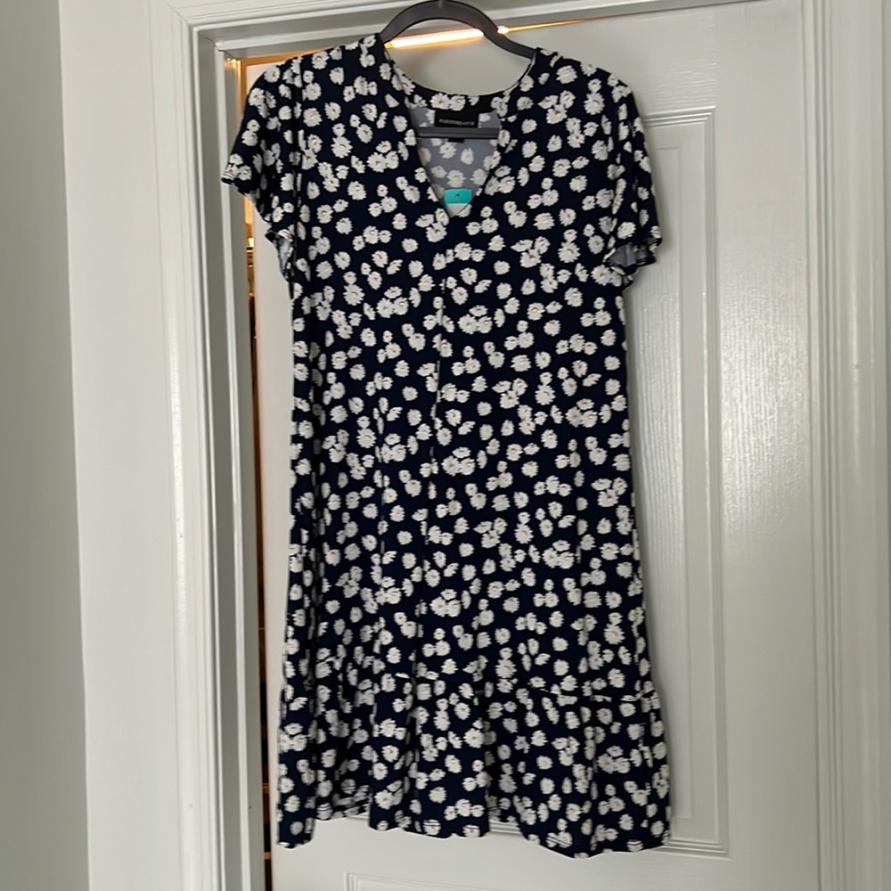 Fortune Ivy dress.  Never worn. Smoke free home.
